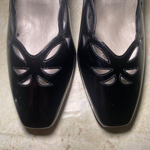 Vintage Womens Black Patent Leather Heels Cutout Design Square Toe & Block Heel - Picture 4 of 11